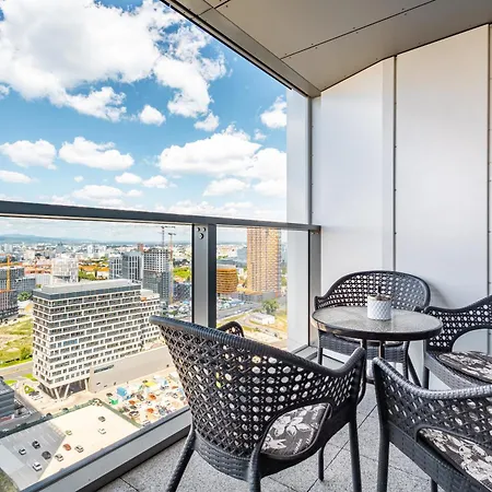Adm Eurovea Tower Premium 아파트 브라티슬라바